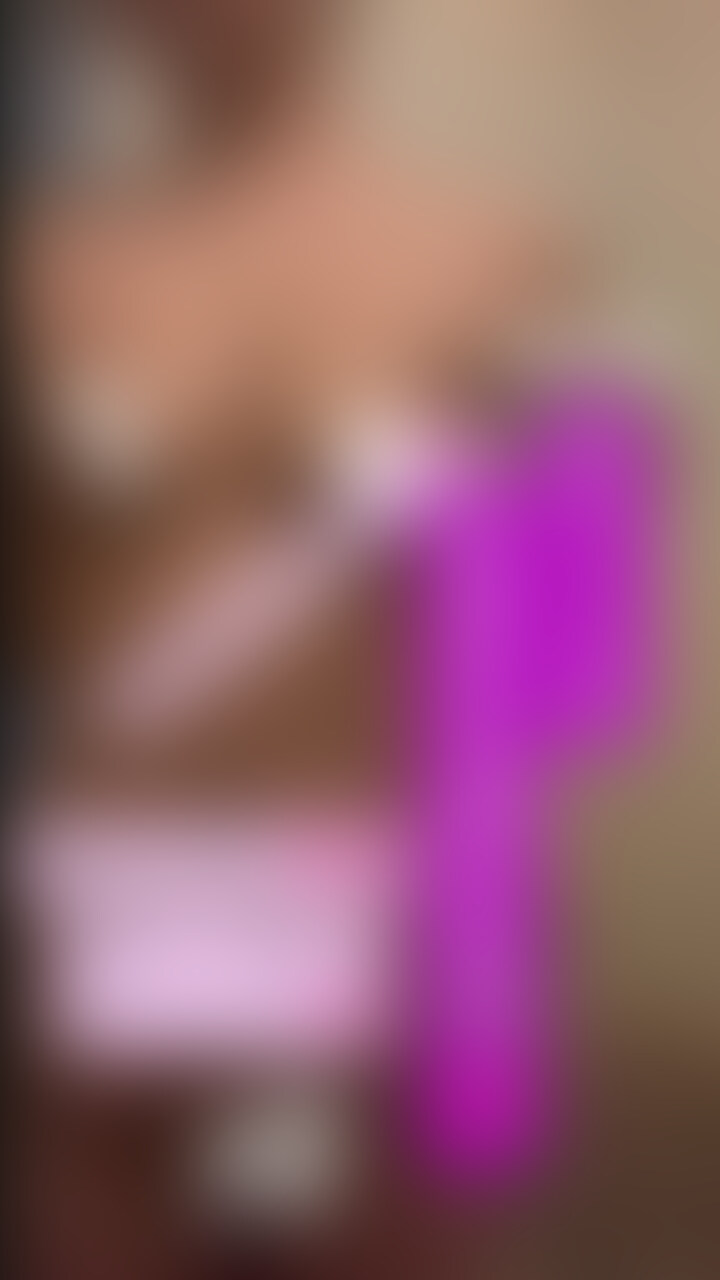 ただ黒ギャルがお風呂入るだけの動画です🤗
黒肌に弾ける水がえちえち//🩷 (2/2)