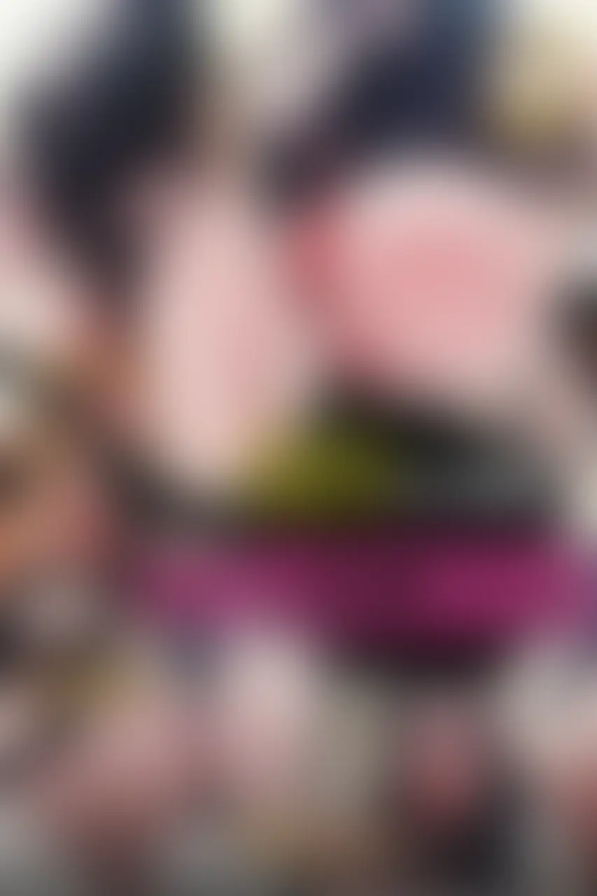 🔞《10年ものM男調練済み古乳首》

私に10年なぶりこねくり回された
マゾの乳首。

もう普通には戻れないのだろうなと思うと
支配欲と共に体も熱くなる。

それに…どうせマゾだって
普通の乳首なんかには
戻りたくないでしょう。

こんな事をされても隆起するペニスを
おさめることが出来ず
どうしようもなく鈴口から溢れ出す
マゾ汁。

そしてまた10年目の夏も…。



☆動画の良いとこ取り！
ダイジェスト版は月額¥3,000コースがお得
☆長めのサンプルも無料動画にあがっています (2/2)