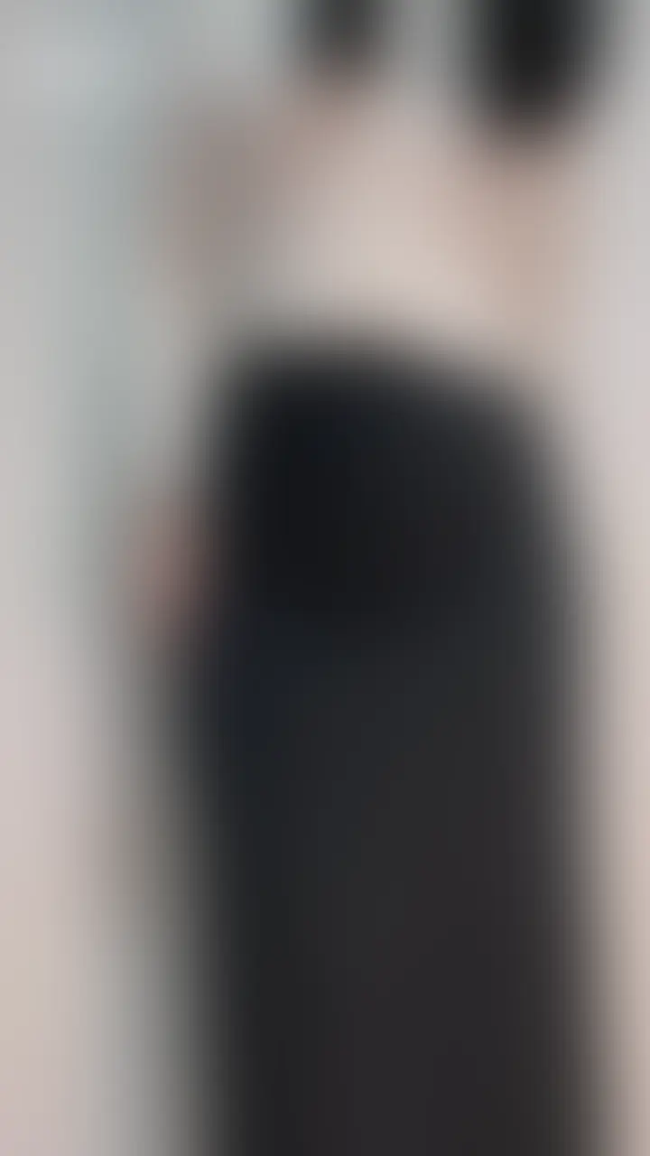 今朝は、着替えの時に立ったまま指でしちゃいました😌💕
すごくぐちょぐちょで下着びっしょりかも…って思って脱いでみたけど、ちょっとわかりにくかった🥺💦 (2/2)