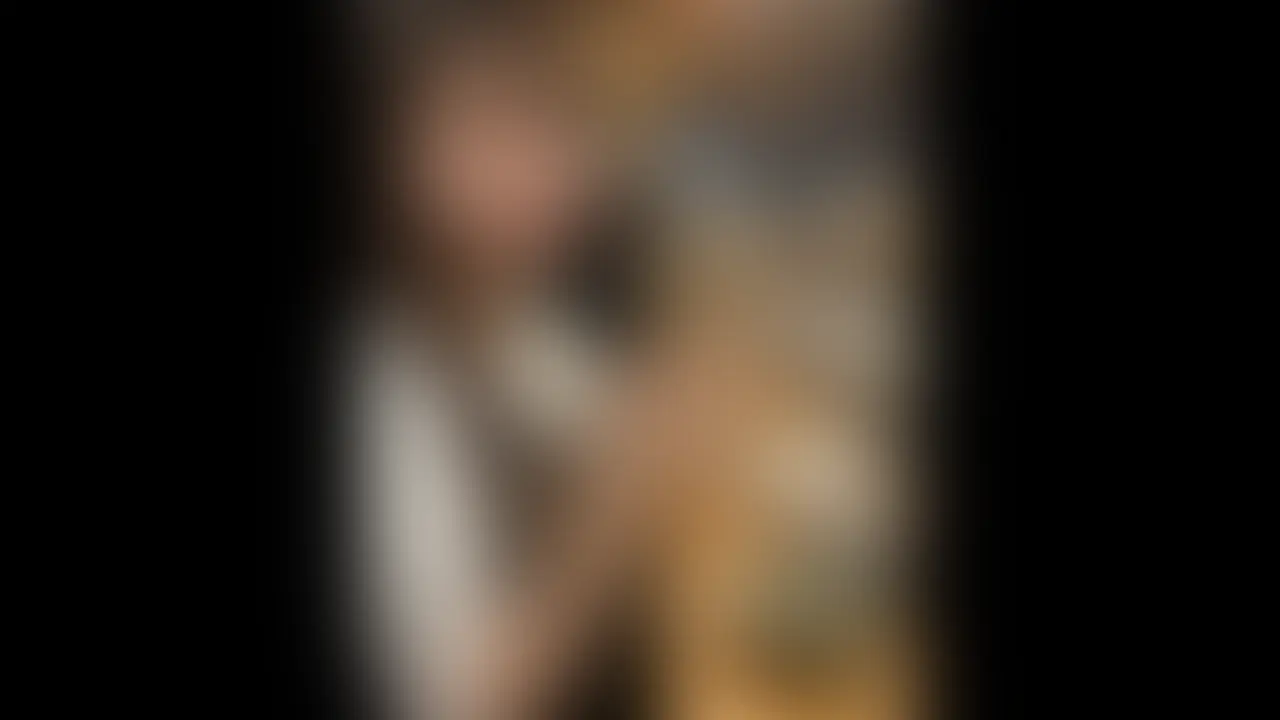 #33 職場の彼氏持ち後輩とデート後にSEX⑥ 居酒屋デート後にホテルに行き、さらにお酒を入れるカスミちゃん…!めちゃくちゃ酔って何喋ってるのかわからないですが、感度は抜群です笑 後日聞くとほとんど記憶ないとのこと… (2/2)