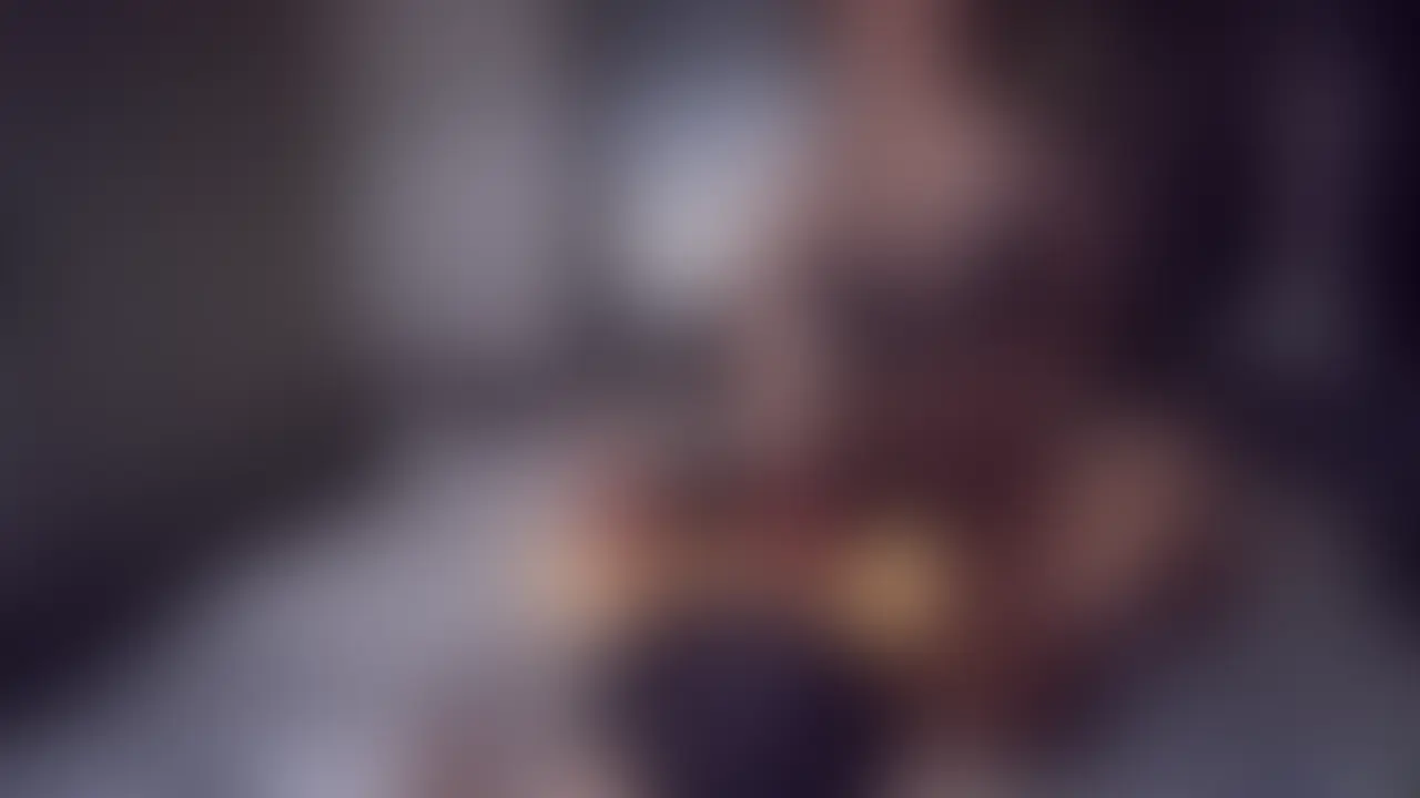 クリスマスから2、3日遅れっちゃったけど、黒サンタの後半動画です💜
ペニバンでお尻をたくさん責めてつかれきったM男トナカイを
今度はちんちんをひたすら癒してあげてる。(全然癒してない)
杭打ち騎乗位が激しすぎてバチュバチュ鳴ってるから音量注意ね♥♥
閉じる (2/2)
