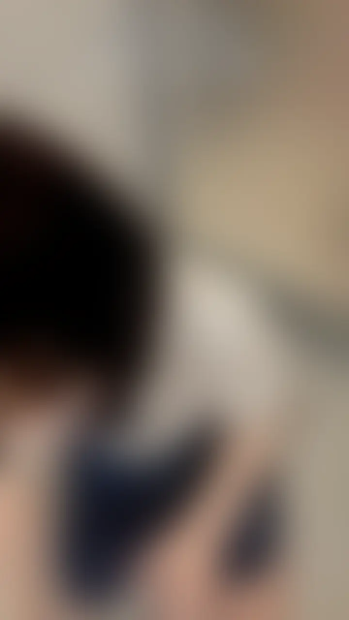 制服の濡れたの好きだからお母さんがいない時に内緒で、ドキドキでした。生えてて反対でごめんなさい🙇‍♀️ sample 1
