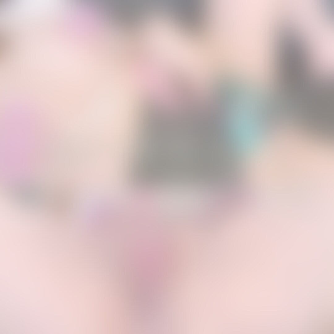 DMで変態向けおもちゃ使ってと言われたので...

~~~~~♡♡~~~~~
こんばんわ~~~!!なぎさです🐻‍❄️
「いいね」押してから動画見てくれると嬉しい✨

前回ちくびが一番気持ちいいって言ったら
ファンの方から変態みたいなおもちゃが届きました🤣🤣

多くは語りません。なぎさはちくびが好きなようです🙈

#ローター
#吸引
#巨乳
#個人撮影
#オナニー
#おっぱい
#素人
#顔出し (2/2)