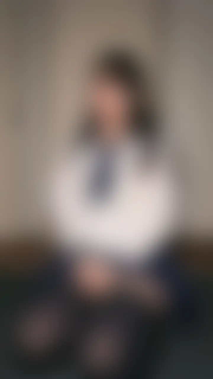 いつもすもーくはとの投稿を見てくださりありがとうございます!
⭐️お気に入り
_無料でできるのでよかったら応援いただけますと嬉しいです!皆さんの応援がランキングに反映されます💐
💓スタンプ
_投稿が華やかになってすもーくはとが喜びます!うれしい🕊️
💭コメント
_仕事の合間に見れるものはいいね返信をしています!生の声はとっても元気をもらえます🫶🏻❤️
みなさんの応援のおかげで活動頑張れております!
これからもいい作品を作れればと思いますので
是非応援いただけますと嬉しいです!🙇♂️
---------------------------------------------------------------
今回の投稿の説明です!
今回のテーマは
後輩を家に連れこみ
勉強会するぞ!となったのに
おっぱい見せてと言ったら成功しちゃって…?
という内容です!
こんなこと起こってほしい♡♡
-------お品書き-------
✅戯れプラン以上
💕FULL動画
5分37秒
-----------
今後ともすもーくはとを宜しくお願いします🙇 (2/2)
