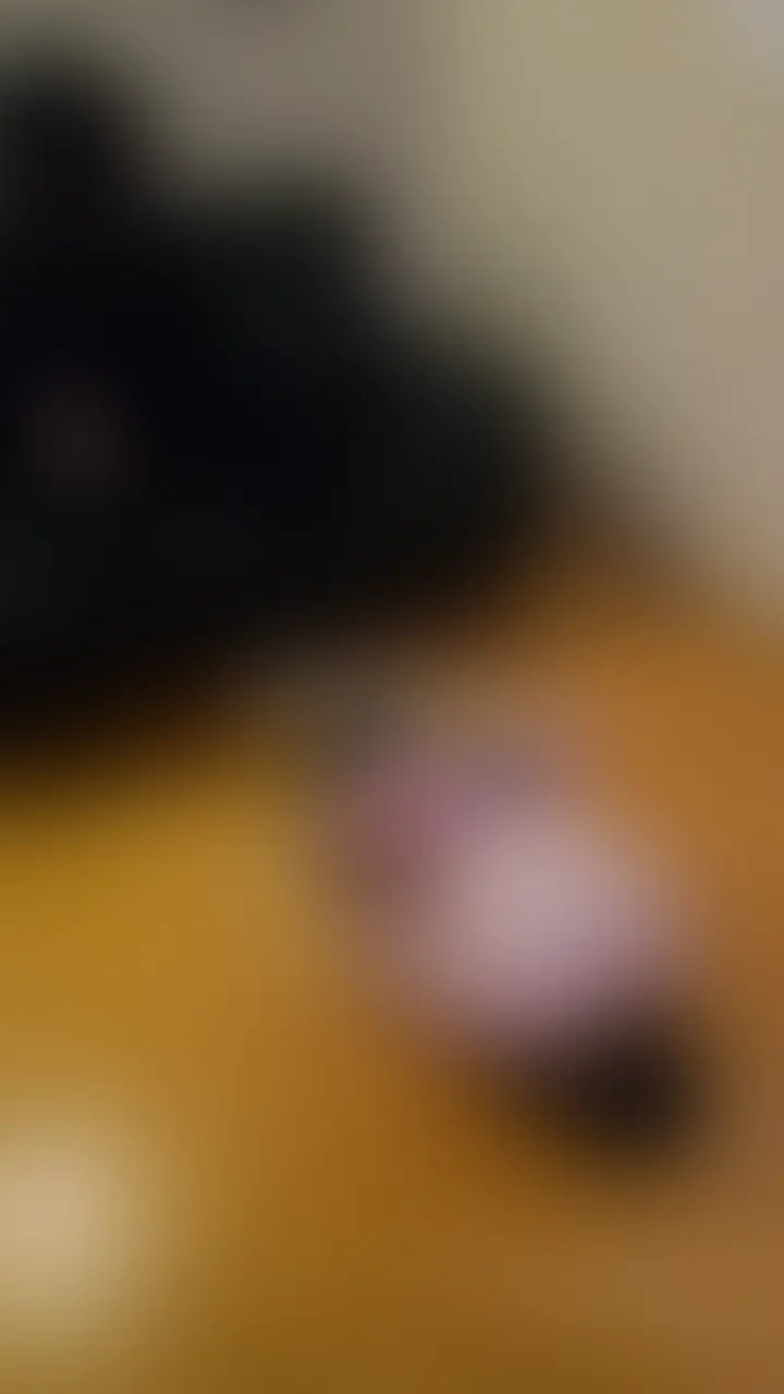 ☆奴隷としてご挨拶をさせていただきました.
お部屋に入って
すぐお洋服を脱いで
飼い主様のお足元でご挨拶をさせていただきました
オナホとして
ゆいの全ての穴を
使っていただけますように頑張ります
よろしくお願いいたします
定点×2
#SM#M女#マゾ#S男#ドM#調教#首輪#BDSM
#変態#ご挨拶#奴隷#肉便器#飼育#土下座#拘束 (2/2)