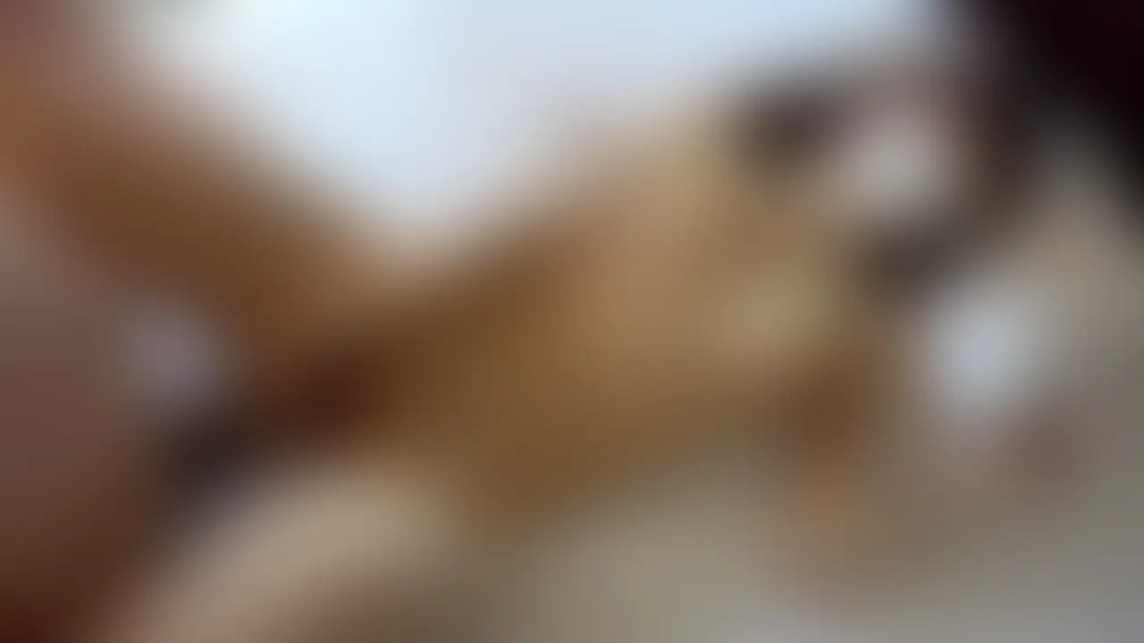本編→ https://myfans.jp/posts/77f81019-0028-423f-a36d-fba7bf72006a
★本編のいいね83個→特典8分+サンプル
-----------------------------
陸上で鍛えた腹筋が割れた神スタイル+パイパンモリマンの最高にエロい体。
今の彼氏になるまであんまりエッチしなかったという未開発の身体なのにイキやすいって自覚あり。軽く体を触ってみたら、クリを撫でただけで即絶頂、中イキは分からないって言うのに手マンでも絶頂。
挿入になると「入るかなー?大きいから」と不安な様子で、入れてみるとすごい極小のマンコ。痛がりながらも次第に慣れて来て連続絶頂。
2本番目は立ちバックでエロい身体でガン突き。あまりイクことに慣れてないのに頑張ってくれました。
-----------------------------
※年齢確認済み(身分証保管)
※同意済み(同意書保管)
※転載禁止
----------------------------- (2/2)