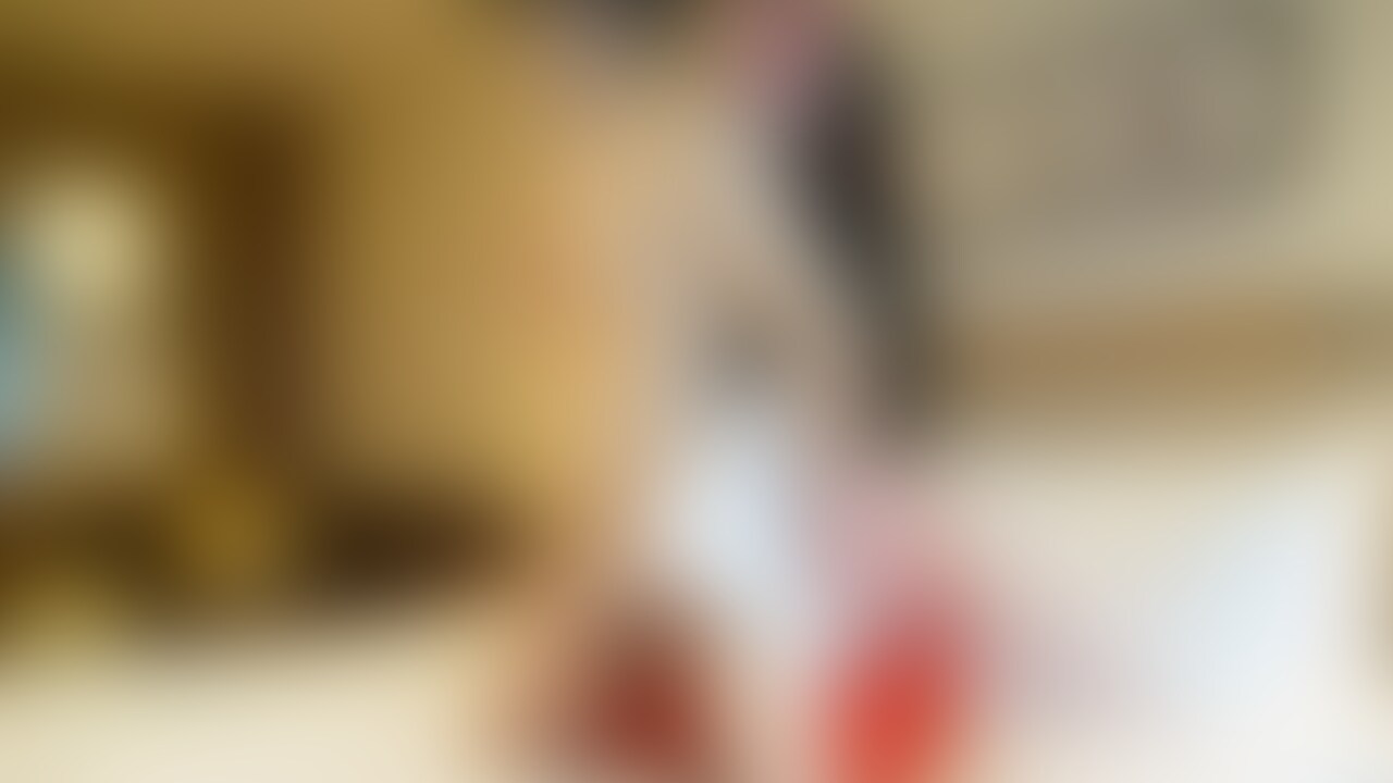 出したくて出したくて苦しくて、喘ぎ声が泣きそうな声になってきてる彼。
そんな声を聞いてるともっともっと気持ちよくさせておかしくさせたくなるわあ。
しかも突然「好きです」って告白もしてきて頭の中真っ白なんやろなあ。 (2/2)