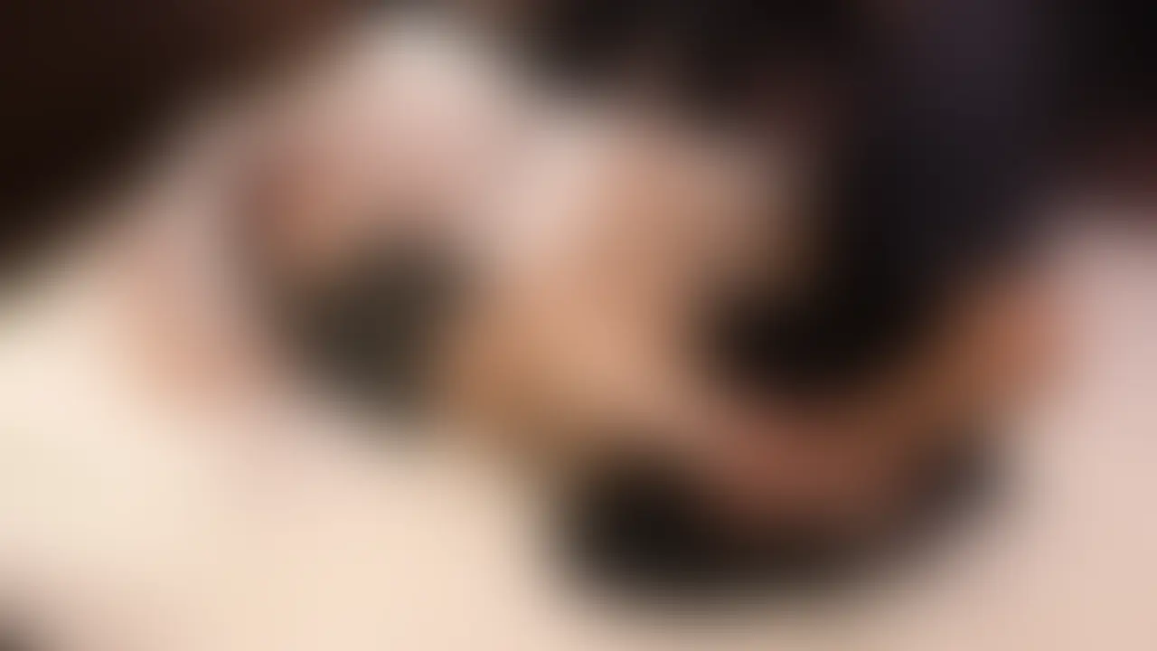 こんにちは!くすぐり動画専門のこちょぱです。
今回は自ら肉食系女子と名乗る“クラスの1軍系”女子大生のくすぐりプレイ動画です。
色白でコミュ力抜群で逆ナンも多数経験する肉食系女子です。
将来の夢は玉の輿に乗ることだそうです♪
ご本人さんの顔ボカシなし、2回分のプレイを1本にまとめています。
これは結構お得だと思います。
よろこちょ(^^)
・全裸や本番行為はありません。下着姿までです。
・ご本人さんマスク着用の上顔ボカシを入れています。
※あくまでも素人女性をくすぐるフェチプレイ動画です。
・二次使用、譲渡、転載、転売等は禁止します。
・発見した場合顧問弁護士を通じ法的措置を取ります。 (2/2)
