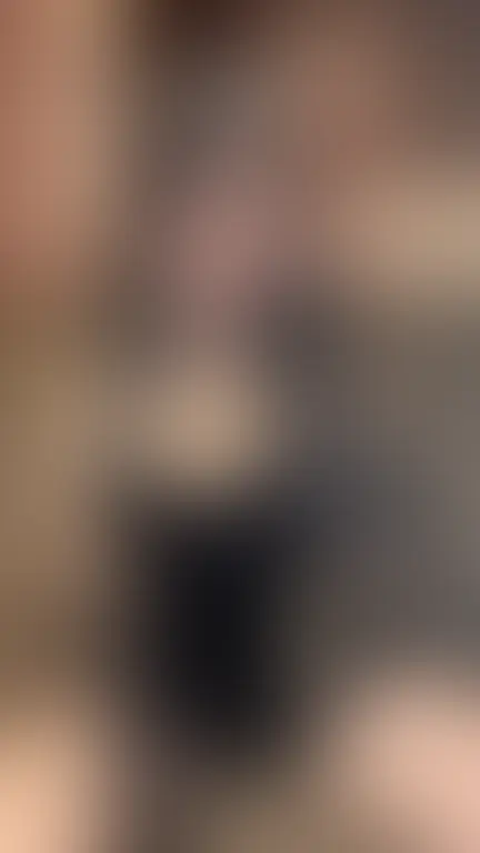 前回の配信アーカイブ💖

布多めやな〜と思ってたのに思ったより露出で焦る（笑）
フォロワー少ないうちにいっぱい脱ごーっと🎶 (2/2)