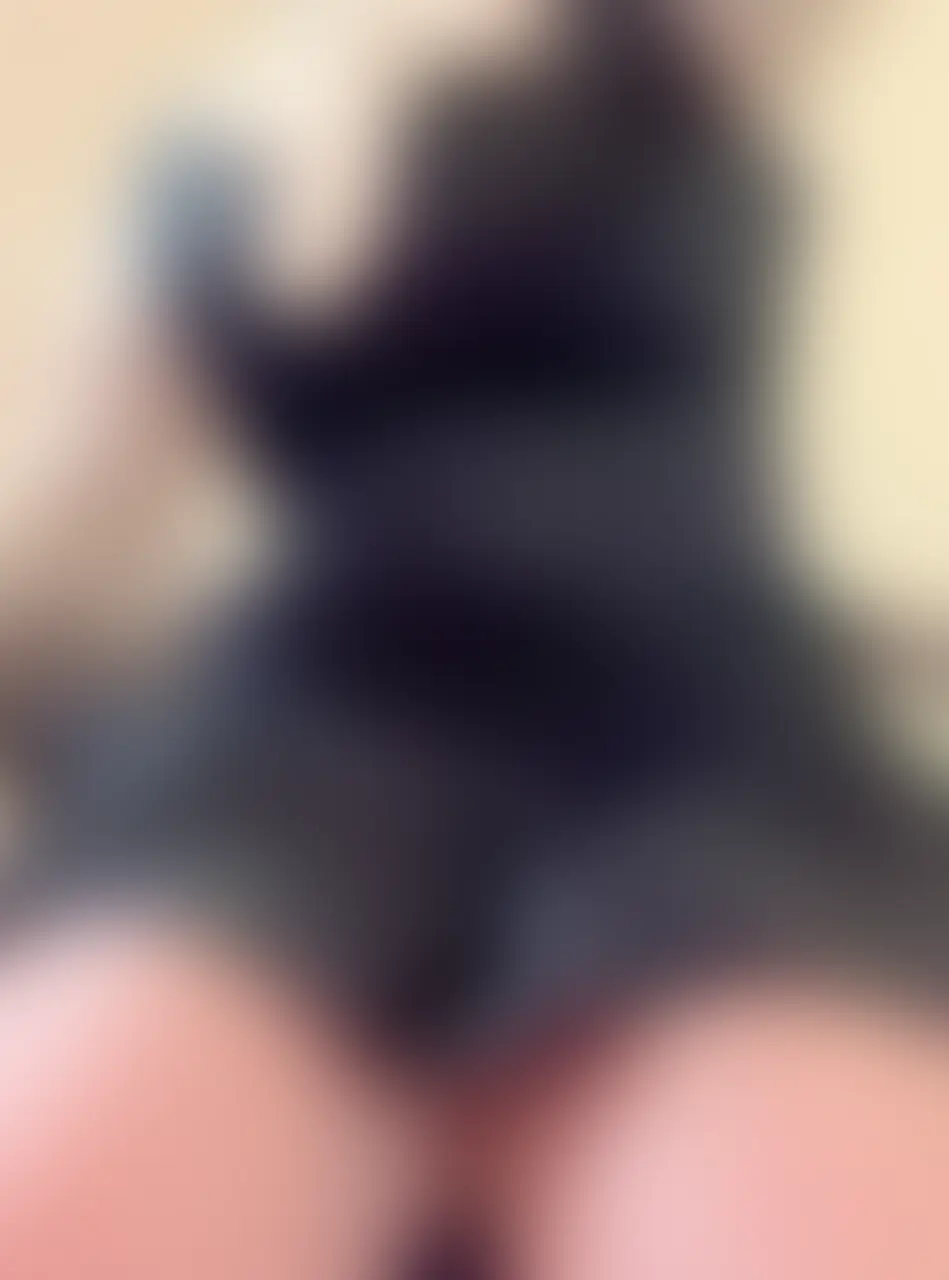 本日も自撮り動画になります!🍑
私服のミニスカワンピース💞
ももちのとのデートはこんな感じかも...!?🍑
見たらもう後戻りはできませんよ...?
色んな想像しながらいっぱい巨尻を楽しんでね❣️ (2/2)