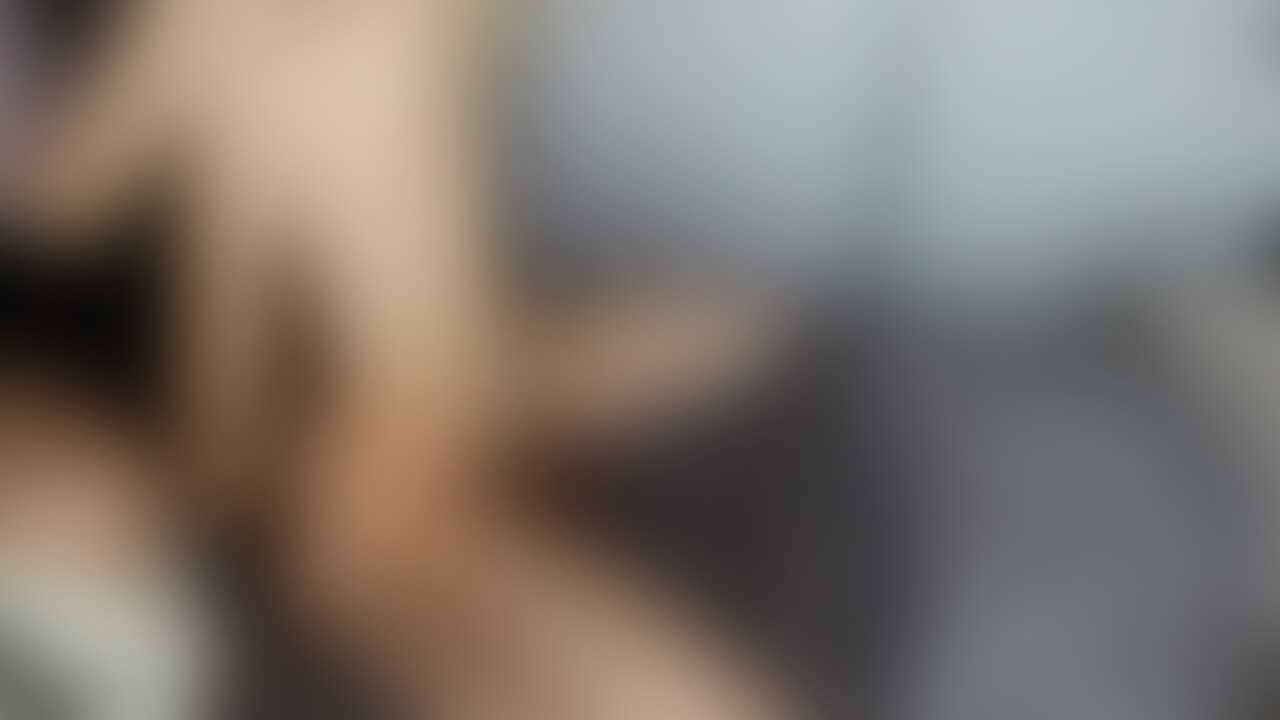 美人さんに背後からしこしこされて僕の弱点の先っぽをあの手この手で責め立てられる、、 sample 1