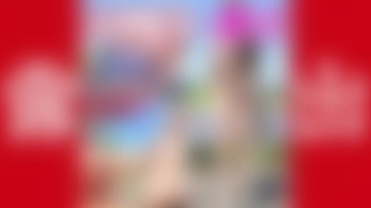 2026年07月度長編動画02です↓↓↓
最初の30秒がサンプル動画です❤
本編は嫁ちゃん顔出しの25分54秒
Happyプランでは、2026年10月12日まで❤
スタンダードでは、2026年09月06日まで❤
単品販売は永遠❤
今回は海に行った時の動画です😆
まずは行き道の道中の小高い丘?で露出♪
車が近くを沢山走っている場所でしたがルンルンでの露出でした❤
そして海に着いたら勿論ピンクの可愛いTバックビキニではしゃいじゃいました🤗🤗🤗
ここの海はサーファーさんが多いところだったのですが、途中サーファーのおにいさんが反応して下さったのでお話しながら露出❤
おにいさんに乳首触ってもらったり❤
そのあとはさらに他のおにいさんやおねえさんと一緒に記念写真も撮ったり、とても楽しい海でした❤
そして最後は単独さんと野外ハメハメ❤
沢山溜めてきて下さったようであっという間に濃厚中出しフィニッシュ❤
すっごく楽しい一日でしたん♪♪
夏っぽい内容の25分54秒!!
是非ゆっくりとお楽しみ下さい❤❤❤
※この作品はフィクションであり作品に関係する
全ての撮影場所人物は撮影許可を得ております (2/2)