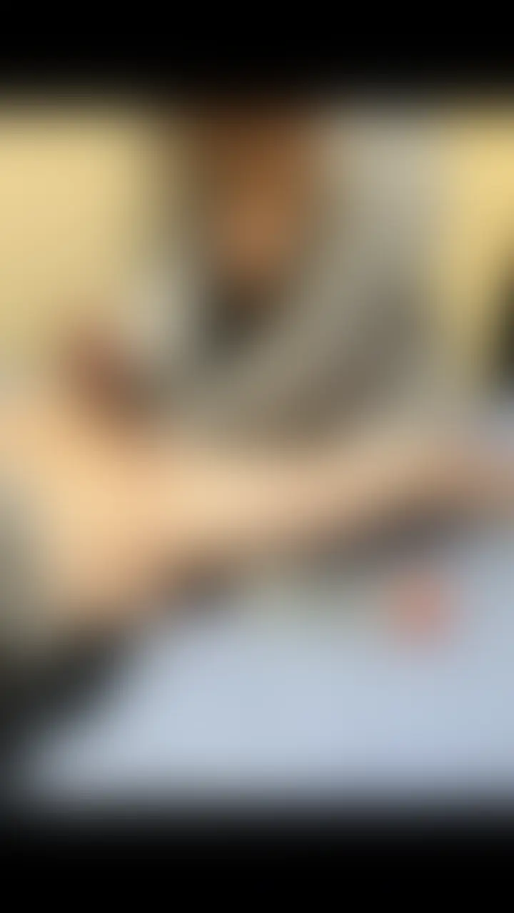 黒ビキニ×爆乳ギャル♥
イッちゃダメ♡可愛い声で焦らす痴女♡
たまらない手コキでM男暴発♥ (2/2)