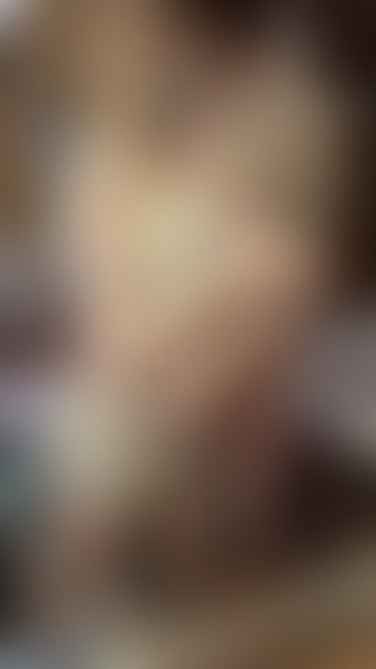 ガラスにオッパイ押し付けバック🤍
正面バージョン
ちゅーして興奮してるすいまと💋
すいまのおっぱいがいっぱい楽しめるよ🤍🤍 (2/2)