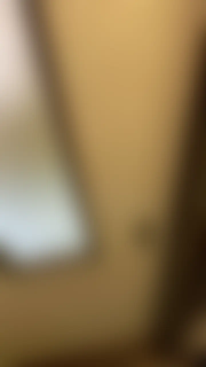 神スタイル!爆乳Jカップ😈
めちゃくちゃ爆乳なのにお腹は全く出ていない神スタイルです!
しかし、つばさちゃんがバンスを返さなかったので
しっかりと反省してもらいました。
知り合いのタレコミから麻雀をしていると
情報が入ったのでグループ内のスタッフを
仕込みメンバーで行かせました
しっかり罠にかかったので突入しました
やはり、対面した時の見つかったという
瞬間の顔は堪らないのでやめられません笑
さっそく説教部屋に連れていきました
もうおっぱいを揉みまくって
イラマチオして
生で挿入して
最後は勿論中出しと
最高のハメ撮りでした
次回はしっかり返済してもらいたいと
願うばかりですね笑 (2/2)