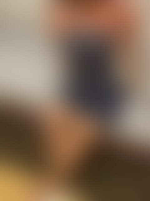 お待たせしました!!
ついに身長176cm 筋肉ムキムキの体育会ラグビー部に生中しちゃった動画を公開します!!😃
今回は、けっこう特定されやすいような質問もしてしまっているので、身バレがヤバいので、顔無しでの撮影になってます!
僕より筋肉もあるし身長も高い○○○で大変でしたが頑張りましたw (2/2)