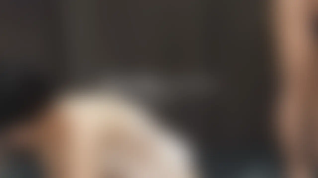 プラチナプラン加入者限定動画012
足元視点(後編)【過去動画再アップ】
今月3作目は以前からお伝えしておりました、
まーいろカップルさん(https://x.com/Pornhub_mairo)とのコラボ動画となります。
まー君とこいろちゃんのリアルカップルで運営しているTwitterフォロワー約3.4万人の有名チャンネルです。
今回、まー君よりメンエス覆面講師をプロデュースしております覆面監督へオファーがあり、それはこいろちゃんにメンエスを教えてほしいというざっくりとした依頼でした。まずは撮影してみよう、という進行でしたが、現場で盛り上がってしまい寝取り的な展開となっております。詳細は動画にて御覧ください。
まーいろカップル、覆面監督ともに初めての3P撮影となっておりカメラの邪魔になってる部分が多々ありますが、足元視点でカバーしておりますので温かい目でご覧ください。 (2/2)