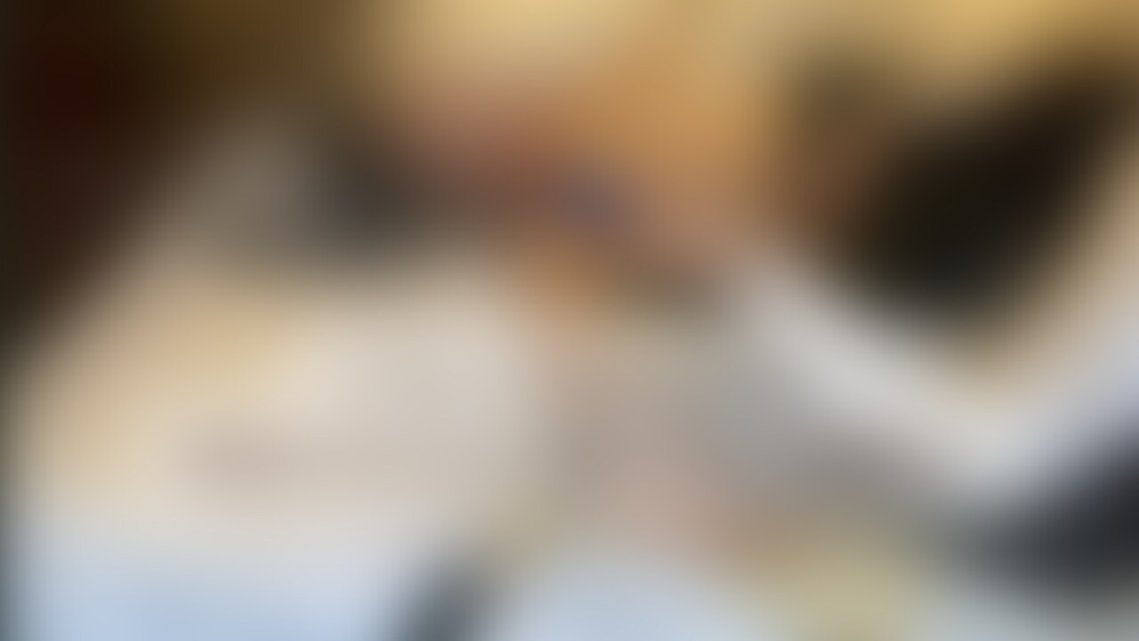 Fカップ○○○○○○に学校サボらせて生中出し○○○⑥
生意気な態度を取っていたマゾガキに、犬用の首輪を買ってあげました。無駄吠え防止の為に電流を流せる仕様になってます(╹◡╹)
これが意外と痛くて。100段階あるんですが、痛みに耐性の低い私は手のひらに当てるのも65くらいでギブアップでした。多分100を首に当てたら○○○します。絶対やらない方が良いです笑
肝心のこのマゾガキはと言うと、歯をガチガチ鳴らしながら怯えて拒否して、レベル9でギブアップです。情けないったらありませんね😌
これを仕込んで以降、わざと怒られる為に生意気言ったり口答えしたりという態度がめちゃくちゃ減りました。躾けには最適のアイテムですね🙃
生意気なマゾガキを飼おうとしている方にはオススメのアイテムですよ(╹◡╹)
気に入った動画にはイイネやシェアで反応して下さると嬉しいです。メッセージや質問箱等への感想・フォームへのリクエストもお待ちしています
このシリーズのフルサイズ動画はこちら↓
https://myfans.jp/posts/884fb085-9f45-4022-a2c0-9366d4bdd8cd
こちらの動画のロング版をより鮮明に見たい方はこちら↓
https://myfans.jp/posts/ca220dba-61e2-474b-bb47-40b28c1e5a34 (2/2)