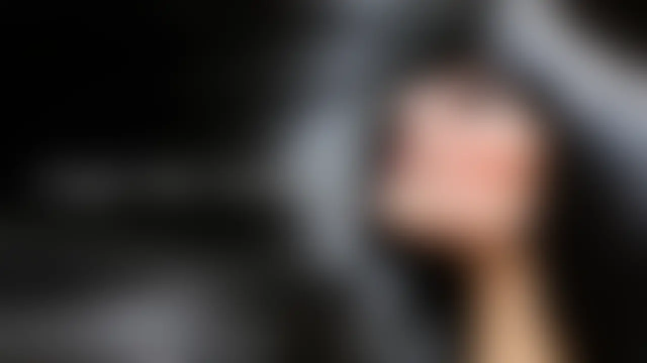 ★史上初!映像で髪フェチ風俗を体験、ゆなさんのスーパーロングヘアの髪コキに髪フェチ男優は耐えられるか?
『バーチャル髪フェチ風俗体験 スーパーロングヘアゆな 髪コキ髪射コース』
【モデルスペック】
名前:ゆなちゃん
髪質:黒髪スーパーロングヘア
髪の長さ:約120㎝
使用シャンプー:サロンオリジナル
【髪フェチプレイ詳細】
スーパーロングヘアを視姦
髪で男優の全身を愛撫
ブラッシング体験
セルフ髪コキ
髪コキ
髪で乳首愛撫しながらフェラチオ
騎乗位
髪の香りを嗅ぎながらバック
貞子正常位
髪コキ
髪コキからの髪射
髪射されたザーメンをブラッシング (2/2)
