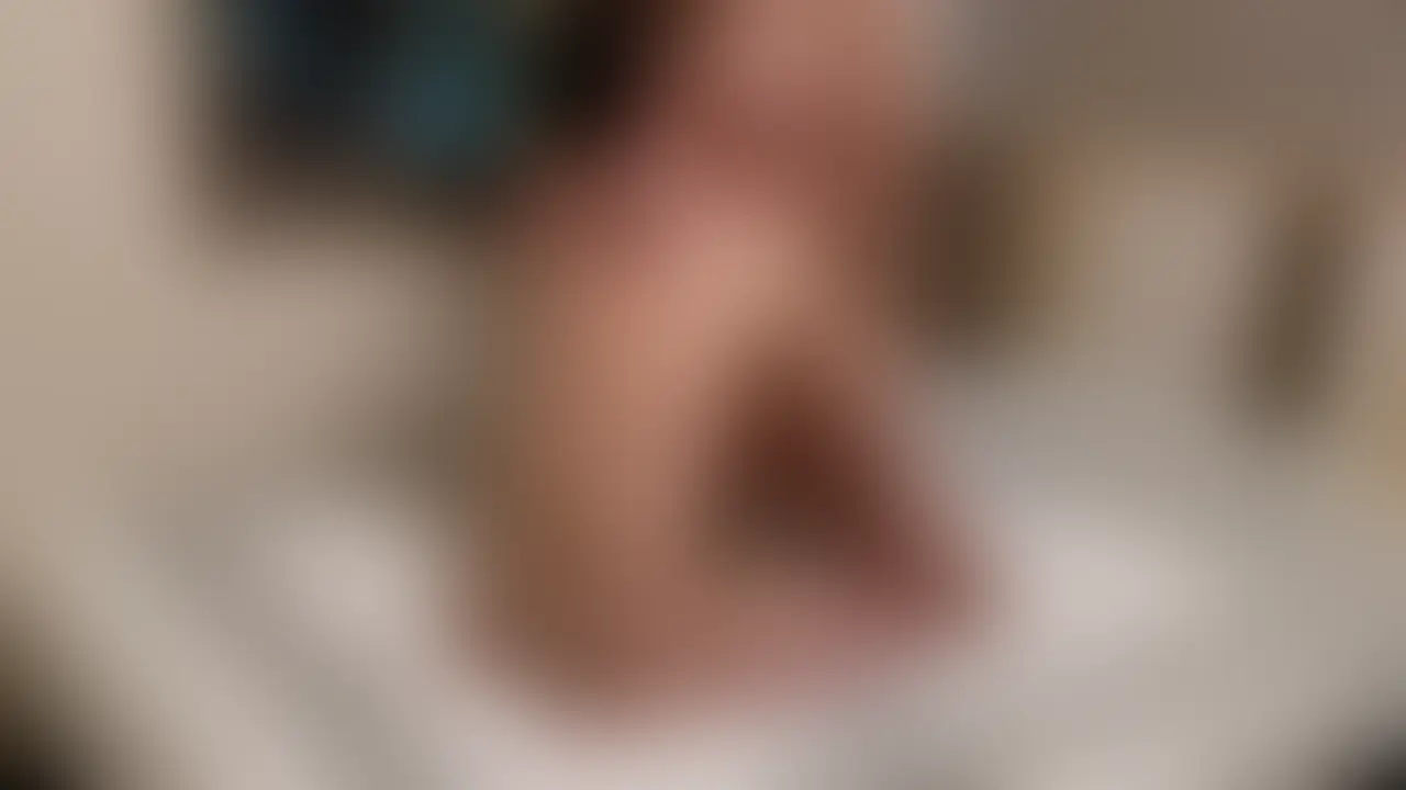 子持ち既婚者ノンケによる乳首責め生挿入中出し💦 sample 1