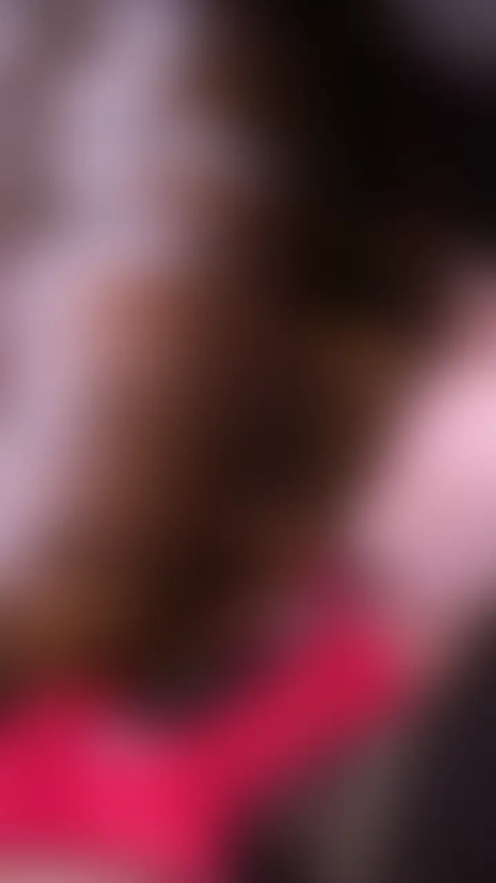 人妻のおしり多めの動画です❣️
背面騎乗位とバックで揺れるおしりをお楽しみくださいね!💝 (2/2)