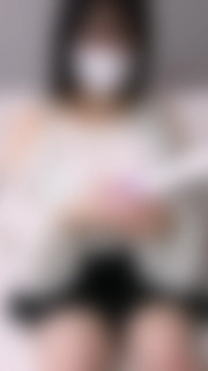 ピストンするバイブで
オナニーしてみちゃった...// (2/2)