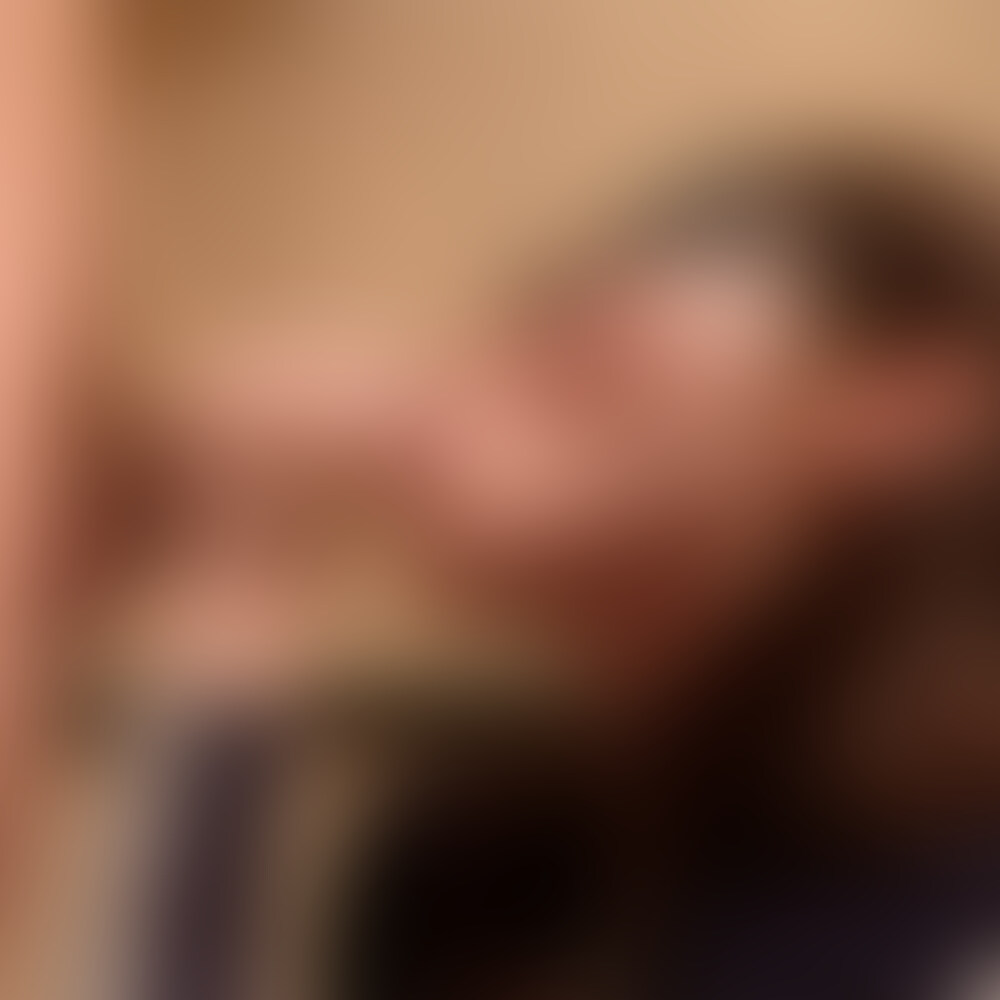 【顔出し】初めてのフェラしてみた
【動画時間】7:22
今回は初めてのフェラをしてみました🤭
今まであんまり口でしたことなかったけど
口でして欲しいって頼まれて頑張ってやってみました🤍
初めてのフェラしてるときの顔で
今までで一番顔がアップになってるから
余計恥ずかしいです、、、、、、
memeにフェラされてみたい人は
想像しながら見てみてね🥰
※顔のぼかしなし(アイマスク姿)
※別アングルの動画になってます! (2/2)