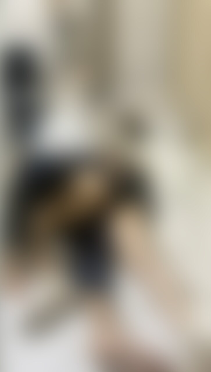 ⚠️単品販売限定動画⚠️

 ※身バレ防止のため予告なく動画を削除/非公開にする可能性があります。お早めにご視聴ください。(単品購入者は、動画削除後も永久に視聴可能。)

【大学の友達と居酒屋でサシ飲みした後に持ち帰り】

 真面目な大学生がお持ち帰りされたけど、終電で帰らないと行けないから、ちょっとしか時間なくて最初は渋ってたけど途中から気持ち良くなってきてだんだんエッチなモードになっていく様子が激エロです。

.  ※いいね多かったら続編公開。 (2/2)