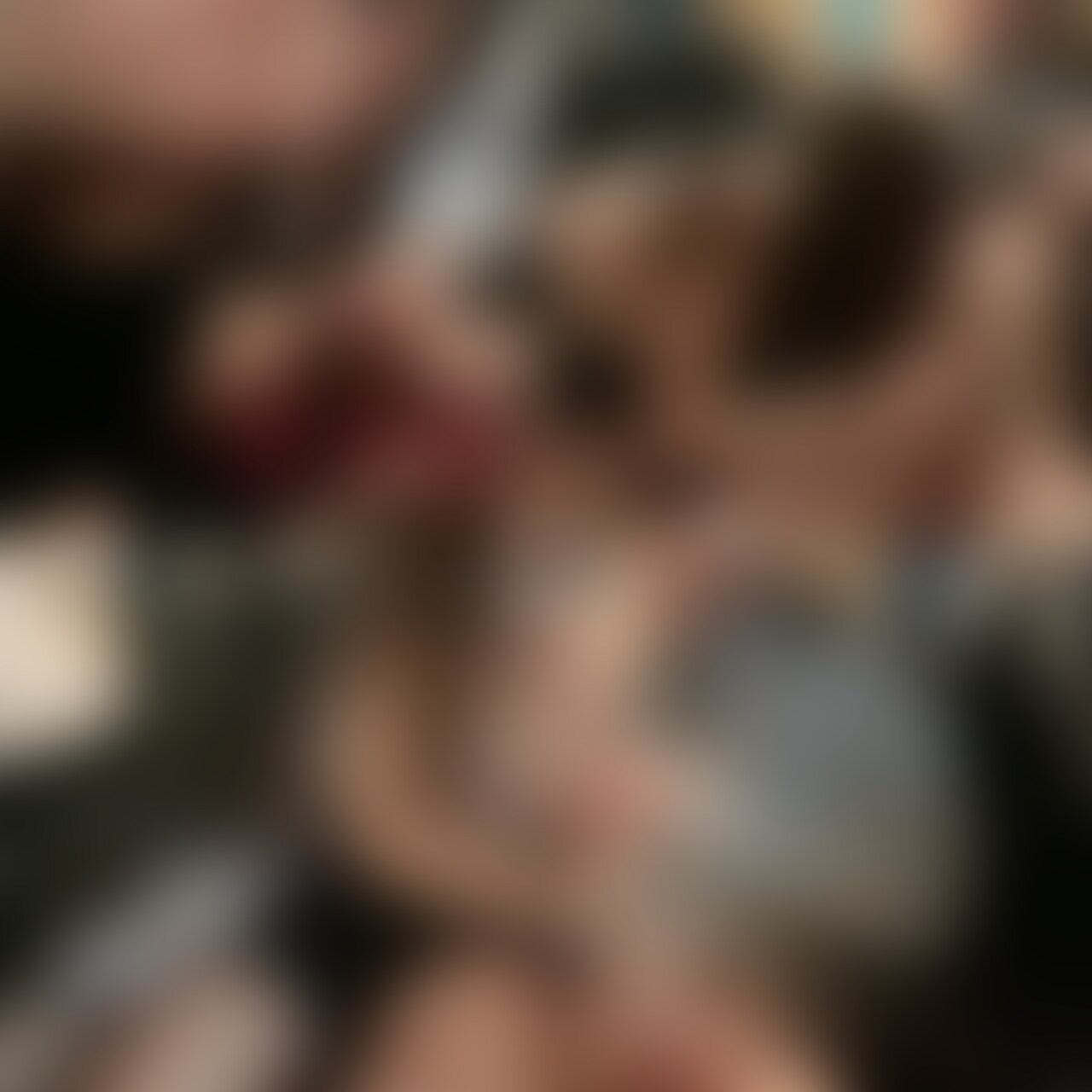 右上のいいね♡とコメントくださった方の中から次のお相手選びます🥰💗
コメントしてね♡次はハメ撮り撮ろうかなあと♡
ついにやりました…
初めましての方と…♡
りまが初めてのことで、緊張しまくりでした😳
車の中で手コキでイカせてあげました♡
女の子の日だったから下が脱げなかったけど、途中からちんちん入れたすぎた…
りまのおっぱいいっぱい揉んでくれて、舐めてくれました♡気持ちよかった♡
最後は大量の精子をいっぱい出してくれてリマも嬉しかった💕
また次も企画します!!!
撮影はいつものパートナーに頼みました🤭
セフレが嫉妬するかなーって思ったけどそうでもなかったみたい😂
プチ寝取られ的な感じです♡ (2/2)