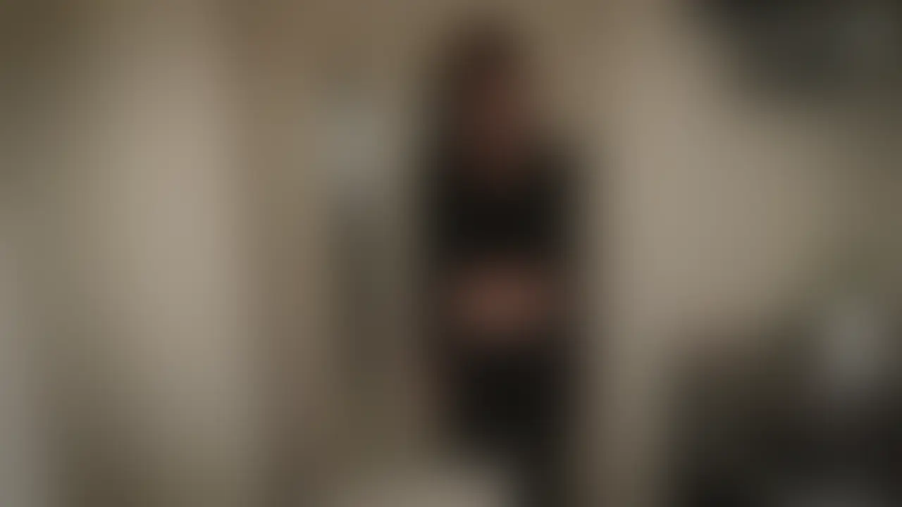 ★200本以上のハメ撮り動画を投稿済です★
こちらはプラン内でハメ撮り個人撮影している素人の女の子!
顔出しSEX動画投稿してます!
※「いいね」「フォロー」いただけるとモチベーションになりますので、良かったと思える動画があれば是非お願いします★
ハイヒール美脚がエロすぎる♡パンツびしょ濡れまんすじぬるぬる騎乗位オナニー
黒いピンヒールが美しく伸びるスレンダー美脚の美女が、妖艶に微笑む。
きつきつな黒パンツはすでに愛液でびしょ濡れで、まんすじが卑猥に光っている。
彼女はゆっくりとディルドに跨がり、ハイヒールを履いたまま腰を沈めていく…。
ぬるぬるの愛液が糸を引いて滴り落ち、パンツ越しにクリトリスを刺激しながら激しく腰を振りまくる。
喘ぎ声が漏れるたび、まんすじがパンツに食い込み、ぐちゅぐちゅと淫らな音が響く。
美脚を震わせながら何度も絶頂を迎え、最後はパンツを横にずらして直接挿入、痙攣しながら大量の潮を吹いてフィニッシュ。
エロすぎるハイヒール美脚とびしょ濡れパンツの組み合わせがたまらない、騎乗位オナニー。 (2/2)