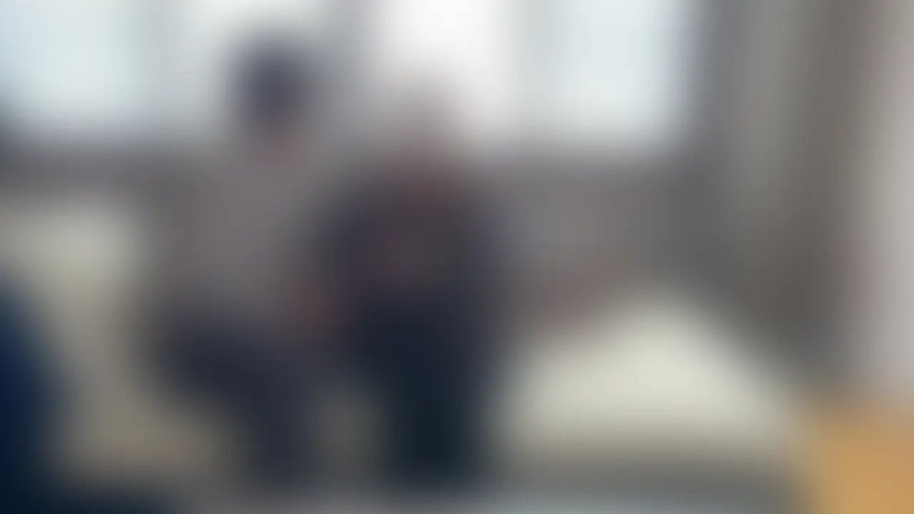 昼間から唾液と舌が絡み合う、終わらない接吻💋❤️
トロけちゃうキス💋キスだけで濡れる🥹💕 (2/2)