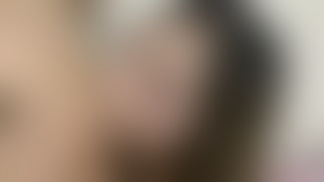 顔出し★巨乳スライムおっぱいのギャルとハメ撮り1 乳首舐め→手マン!腰を浮かせてアンアン喘ぐ声も最高!カメラ目線もあって可愛いです! (2/2)