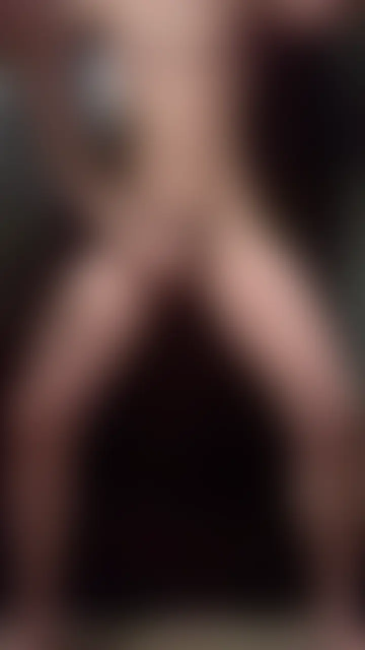 潮吹きすぎて立ってるのが辛いです、、 sample 1