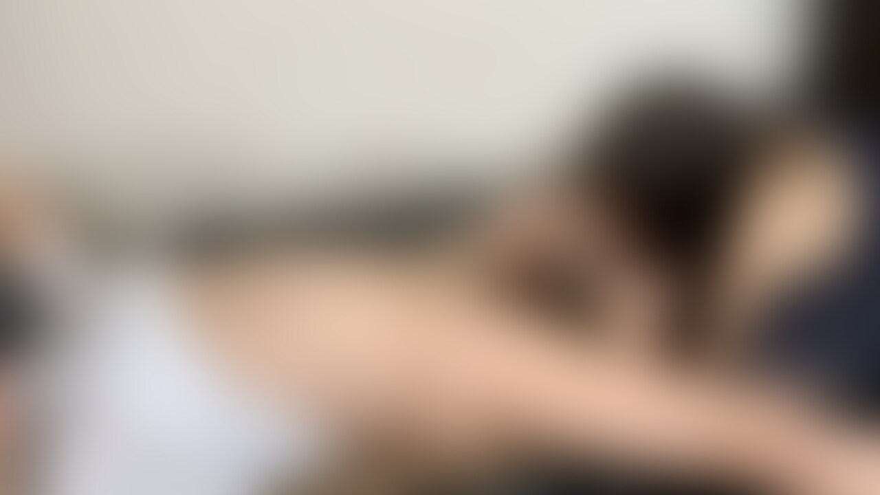 ○○○のむっちり巨乳ちゃんの制服&ルーズソックスが乳首舐め&じゅるじゅる生フェラ!
手コキが上手過ぎて暴発しちゃいそう (2/2)