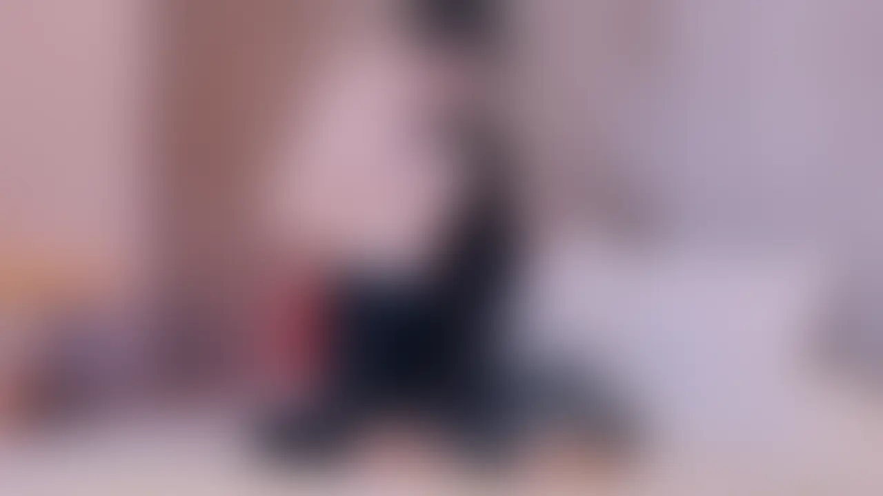 【顔出し】21歳のスレンダー秋田美人と密会。普段はコンビニでバイトしてるらしいのに、「ゴムつけずにそのまま挿れてほしい」って懇願してくるのがギャップで可愛すぎた。。。 (2/2)