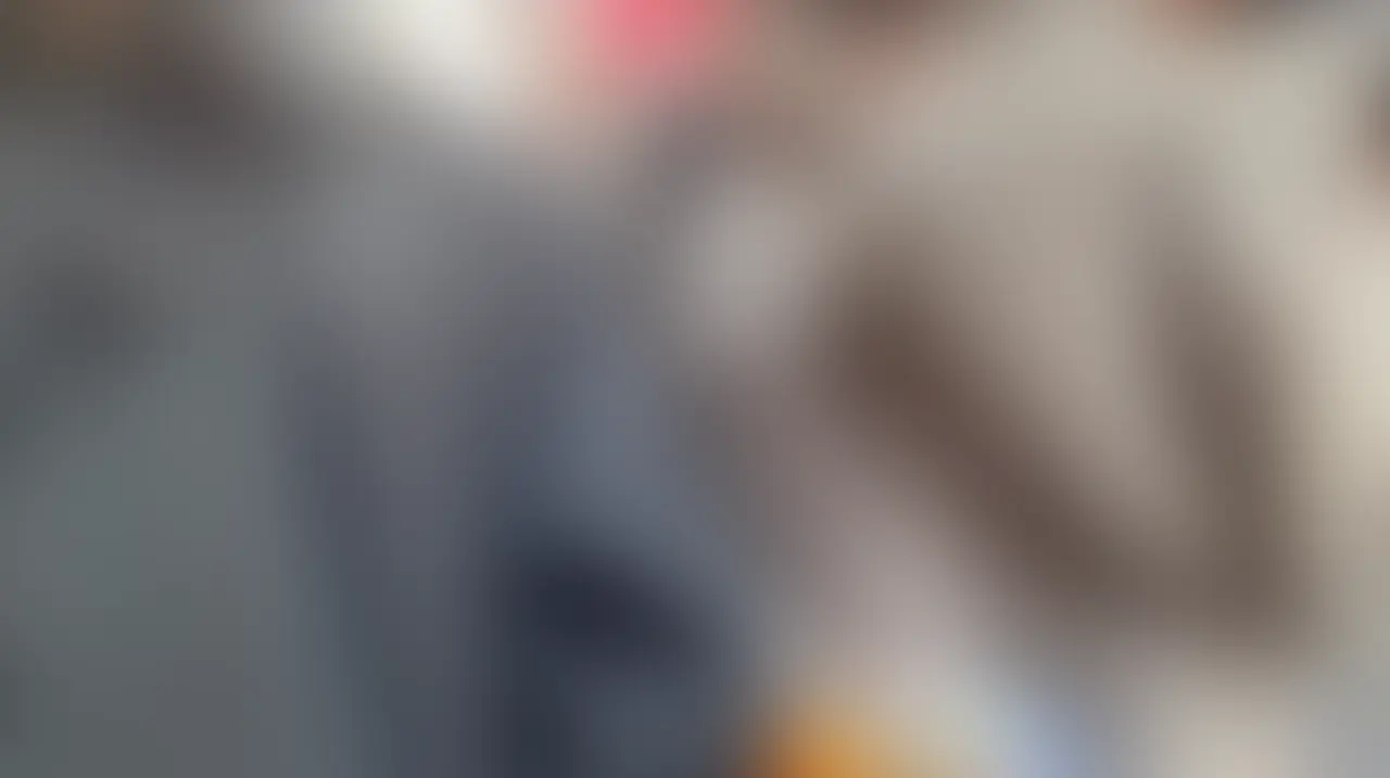 【VIP限定】Gカップ爆美女インスタグラマーと濃厚中出しセックス。
「普段、Instagramで活動してて身バレ怖いんですけど良かったら会いたいです...」
最初は、本当か疑いつつ会ってみると本物でした。艶のあるロングヘアーに長い手足、クビレもしっかりあるのにGカップでデカ尻。そんな爆美女が、恥じらいながらイキまくる姿を沢山の人に見て欲しいです。
駅で待ち合わせして、中華街で食べ歩きしてからホテルに向かいました。デート風な映像もお楽しみ頂けます。
プレイに入ると、清楚な見た目とは裏腹に自ら舌を絡ませてきたり、挿れただけでぶるぶる震える美女。
ギンギンちんぽで綺麗なクリを擦ると、いっぱい潮が出ちゃう変態っぷり。潮吹かせて、ピストンして、潮吹かせてピストンして中出ししちゃいました。因みに、ピルは飲んでるけど中出しされたのは人生初めてらしいです、、、
※身バレ防止の為、ハメシーン未公開。
《VIPプランのみ視聴可能》 (2/2)