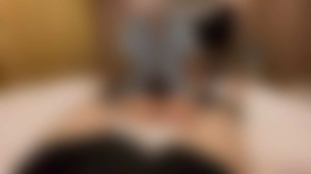 いつもご視聴ありがとうございます！  
今回の動画は黒色のゴム手袋を使って彼氏を責めまくってみました！！ 
そして婦人警官のコスプレをしてみました！！

最後はフィニッシュさせちゃいました！
ゴム手袋🧤フェチの方は特に必見です！   

この続きは 動画でお楽しみください！！！   

【❤️いいね押して頂けると嬉しいです】   
皆様からのご意見、ご要望、またリクエスト動画の提案などをお待ちしています😀  
お気軽にメッセージ欄よりご連絡ください！  
また、TwitterDMなどでメッセージを頂く場合はお手数ですが、登録のサイト名、アカウント名を添えて頂けると幸いです。 (2/2)