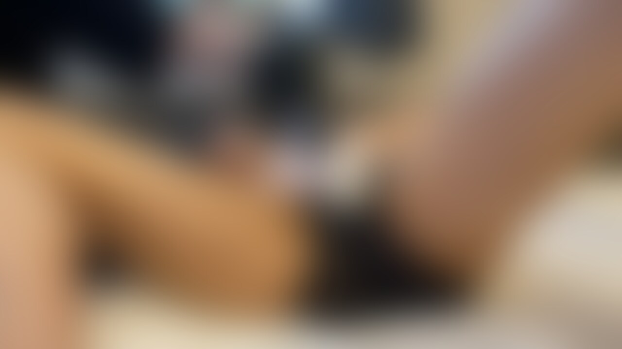 もしかして透けてみえちゃってる？☺

染みて溢れる潮は
はずかしいくらいえっち💖

みてほしいなぁ～🥰 (2/2)