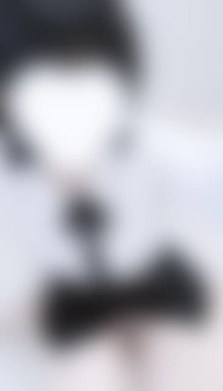 白乃あいり👀「少しずつめくっていくのすき…? あざとさ全開で撮ってみた^⸝⸝⋟ˬ⋞⸝⸝^」の投稿サムネイル