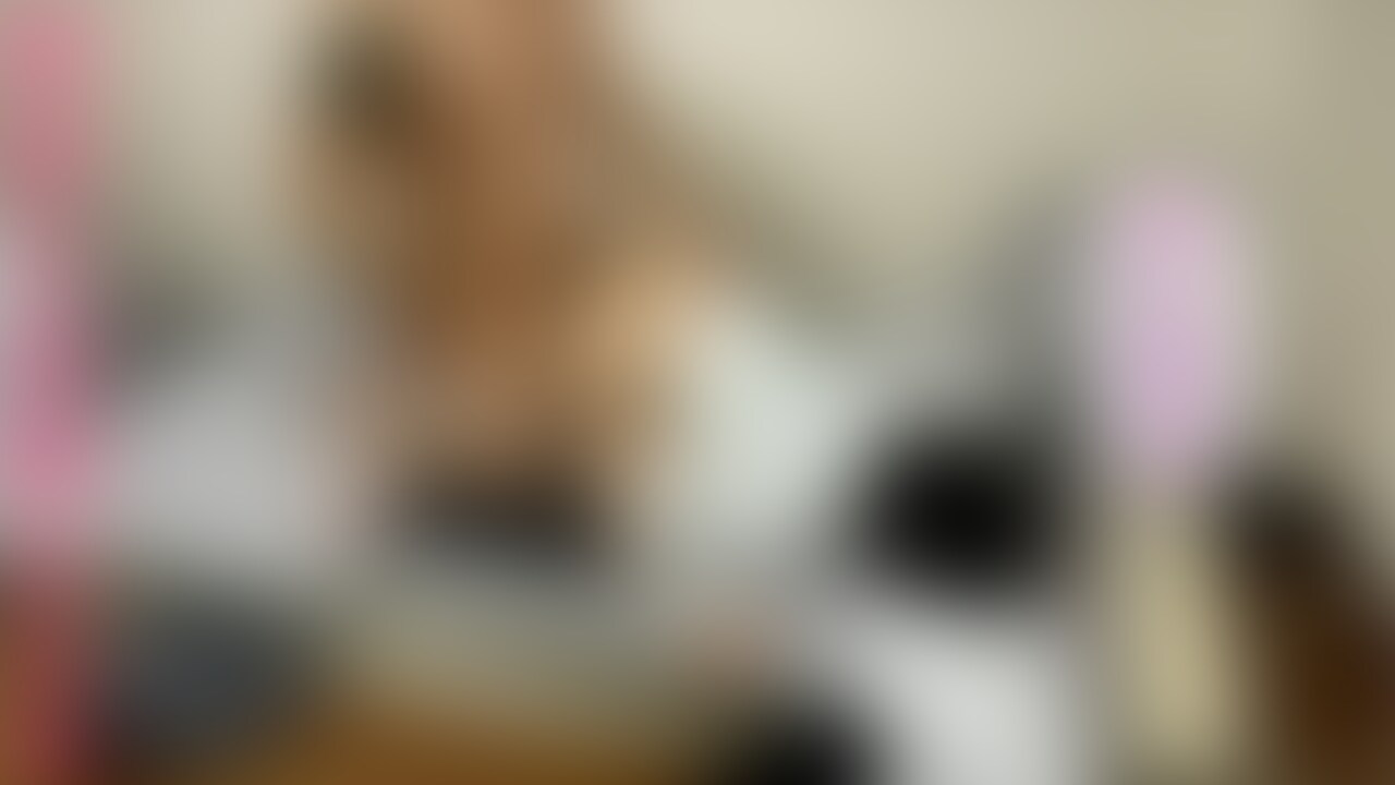 【ファン限定フル動画】🎁
雨の日だから彼女と自宅デートでSEX。オセロで負けたら相手の願いを聞くゲームで彼氏が勝って、願いがちんちんを踏んで欲しいという足フェチの彼氏の願いを聞いてそのままイチャラブSEXをするカップル。 (2/2)