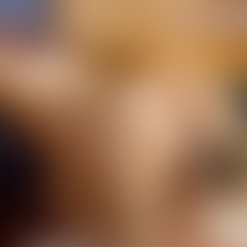 親不孝者な19歳の美尻をピストンマシンが徹底的にイジメ倒す。派手髪の都内女子大生。親元を離れて大学生活を満喫しまくり夜な夜な遊びに出かけ男遊びを覚え始めたのも束の間、イイ感じだと思っていた男にフラれ、それならばとドライな関係を求めて裏垢を始め物色してた所に機械○○○に目を奪われて応募。
ドМを自称し、話を聞けば聞く程に自分だけいい思いをしようとする世間知らずな彼女に世間の厳しさと機械○○○の恐ろしさを徹底的に叩き込む。 (2/2)