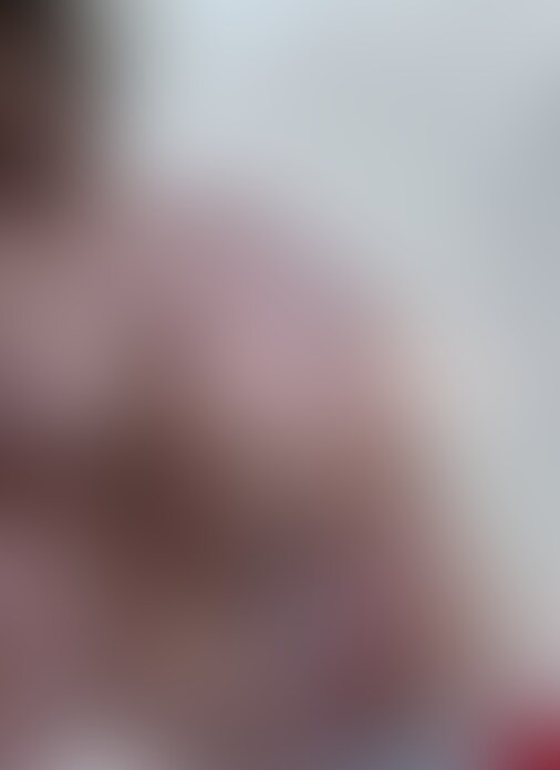 今回はいつもと違う撮り方をしてみました。うつ伏せでおっぱいに対して、見たことなオモチャ使ってます。いつもと違う見え方がすると思います。それにしてもこんなオモチャ考える人ってすごいなと思いました笑。３月は単品動画もこれまでの２倍のペースで更新していきます！ (2/2)