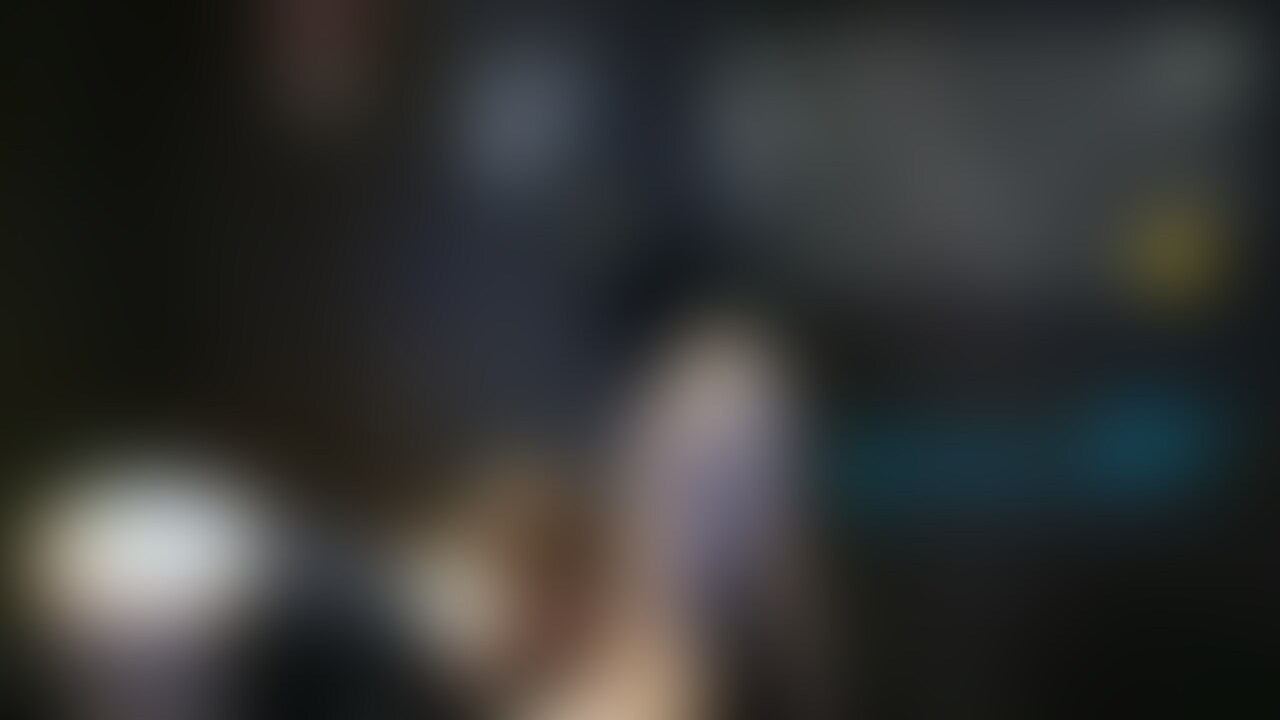 ビデオボックスに入ってTwitterで募集をしてみたら、もうすでに同じビデオボックスに居るフォロワーさんが・・・
旦那のおちんちんも咥えたことないのに、初対面のフォロワーさんのおちんちんは咥えてしまいました。 (2/2)