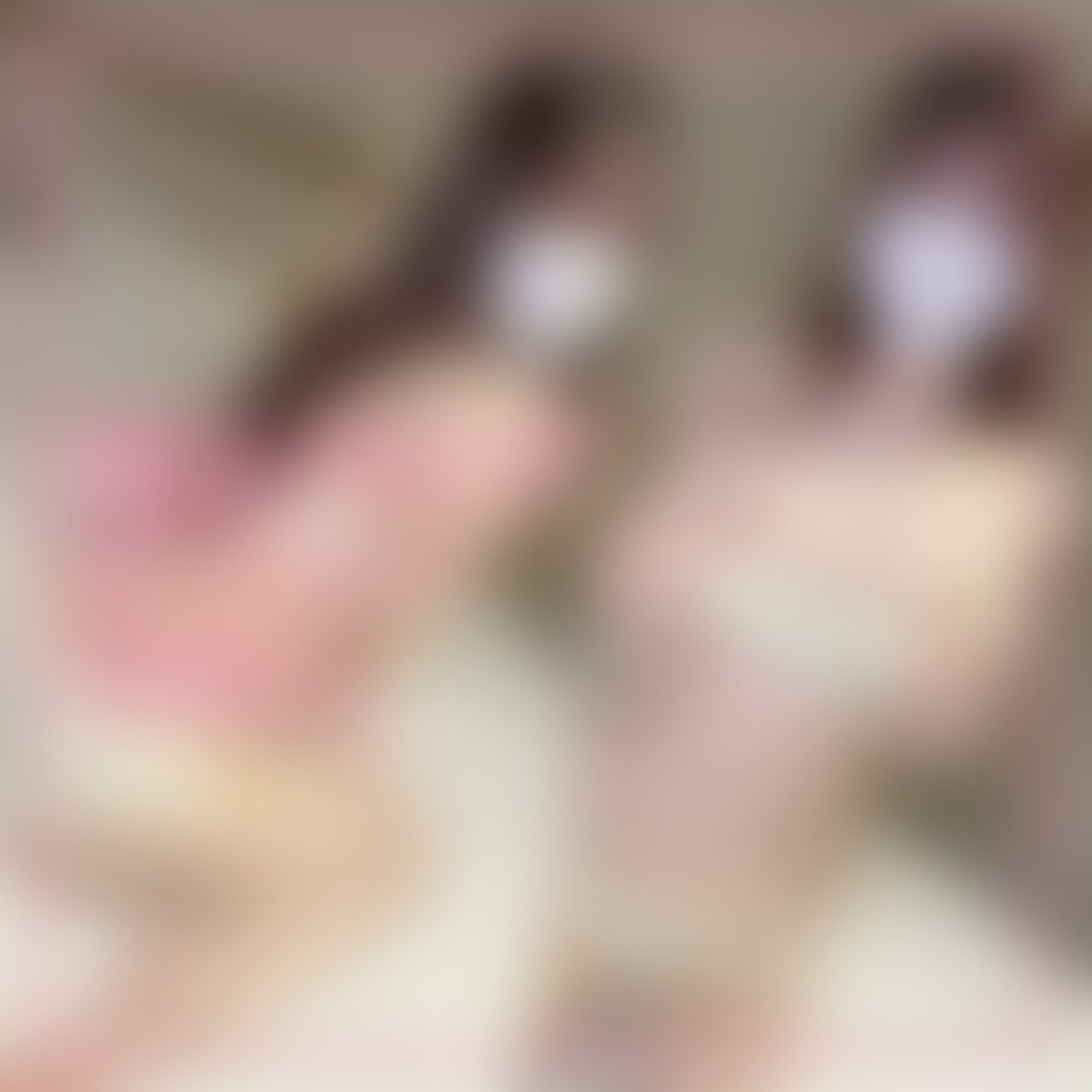 はじめに「いいね♡」を押していただけると嬉しいです❣️
今回は、バイブと生チ◯ポで何回も気持ちよくなっちゃった動画です…💓💓💓
最初はハルくんに「オナニーしてみて♡」って言われて、いつものように指で始めたんですが、
撮影だと少し緊張しちゃって、なかなか気分が乗らなくて…🥺💦
そこで、いつも使っているバイブを渡してもらったら、あっという間に気持ちよくなっちゃいました…💓
そのあと今度はもっと大きなバイブを渡されたんですが、私には少し大きすぎてびっくり…🥺💕
最後はやっぱりハルくんに甘えたくなって、いっぱいイチャイチャしながら、ふたりだけの時間を楽しみました🥰💓
今回はいつも以上にドキドキしながら撮影した作品になっているので、ぜひ最後まで楽しんでもらえたら嬉しいです❣️
いつも動画を見てくださって本当にありがとうございます🥹💓
感想やコメントもいつも楽しみに読ませてもらっています💕
これからも応援してもらえたら嬉しいです🥰❣️ (2/2)