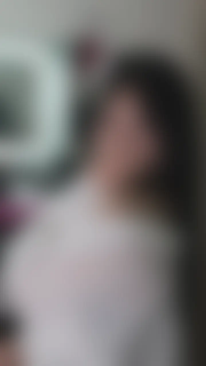 ありす🌹💜「こんばんは、ありすです🌹💜 昨日の夜アップした、 真夜中に呼び出してしまった日の動画…」の投稿サムネイル