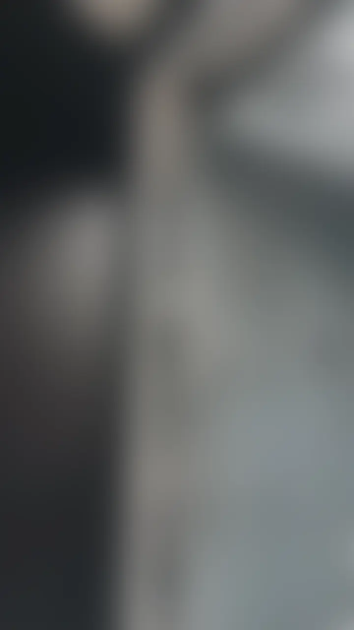 #165【18歳、処女卒のやり直し依頼】大学で看護を学んでいる美人の女の子から依頼をもらって抱いてきました 【59分】未公開シーン含む縦アングル動画
横アングルのフル動画はこちら
https://myfans.jp/posts/4ded5b78-11e3-4139-a3a8-74664a878b4d
普段は大学で看護を学んでいる美人の女の子から依頼をもらって抱いてきました。経験は人生で1回のみ。今の彼氏と数ヶ月前に初めてしたのが初体験で、今回が人生2回目だけど処女卒をやり直したいとのことでした。
依頼くれた子には毎回やってしまうんですが、えらいねーって褒めながらおもちゃ責めすると、頑張って耐えながらもひたすら気持ち良くなってしまう女の子の姿が見れるので大好きです。今回もたっぷりやってます。
以下、彼女から依頼の時に頂いたメッセージまとめです。
初めて依頼フォームを送るので、簡単な自己紹介を書いておきます。
今は大学で看護を学んでいます。
剣道を習っていて大会での入賞実績も何度かあります。
今回勇気を出して依頼をしたきっかけですが、、実は彼氏のがあまり大きくなくて、しかも早漏気味で前戯も短くて……。初めてしてみたけどあまり満足できなかったんです。。そこで3年以上前からずっと見ていたむぎさんに処女卒のやり直しをお願いしたくて依頼しました。もしよかったら、抱いていただけないでしょうか。自分で普段オナニーをすることもないのですが、溜まっている性欲を気持ち良く発散させたくて。おもちゃも使ったことがないのでぜひ使って欲しいです。よろしくお願いします。 (2/2)