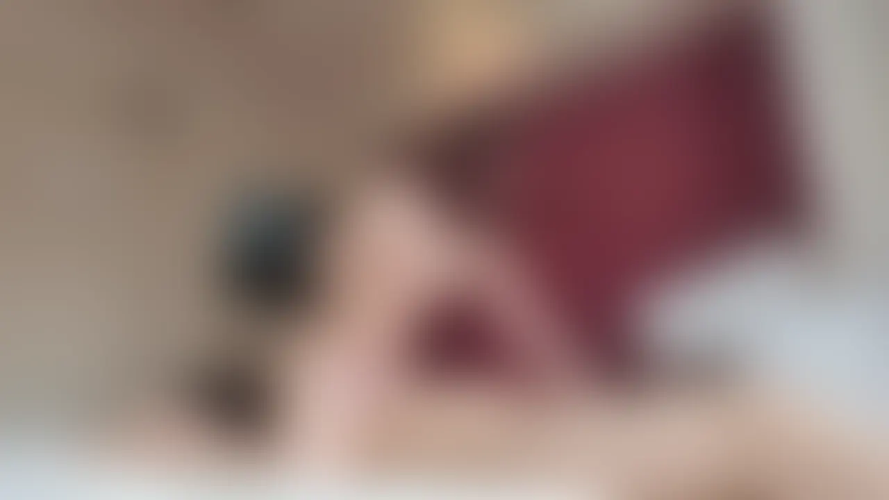 前回出て頂いた清楚な美乳女子、リンさんにオナホールを
使ってのプレイをお願いいたしました！
初めて使うとのことでしたが緩急をつけての
スライドがすごく気持ちよく、果ててしまいました。。
ぜひご覧くださいませ！ (2/2)