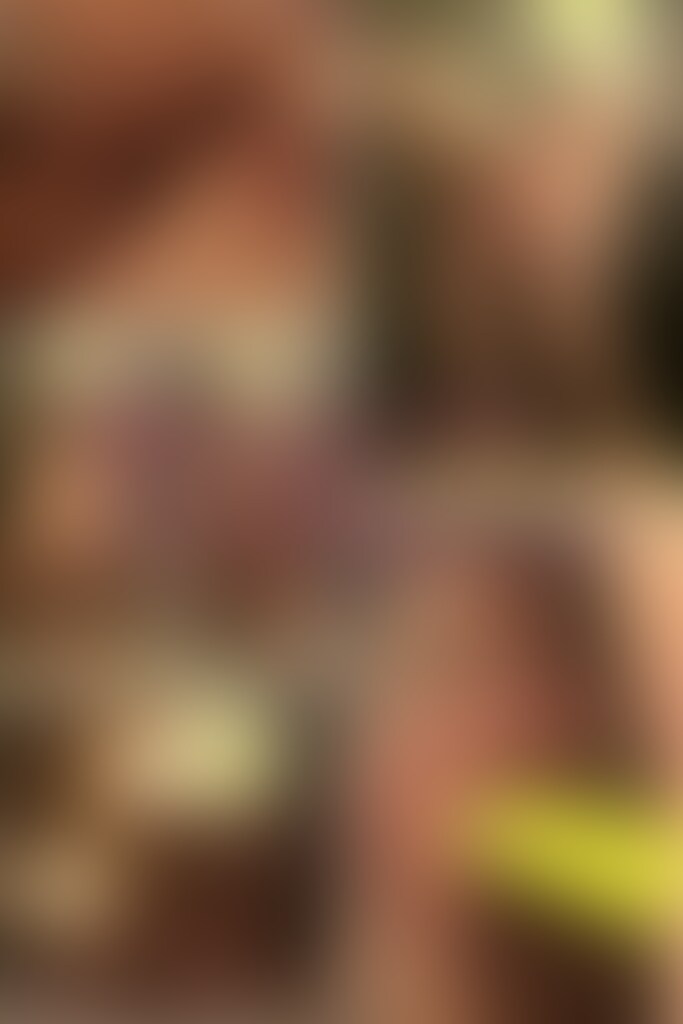 皆様こんにちは。
いつもありがとうございます。
今回は「顔面がフェラチオすぎるTバックが似合うナイスバディお○○○さん Part2」になります。
顔面ネキの名をほしいままにするスタイル抜群なフェラチオお○○○さん。
今回は鼻横にできたニキビを気にしながらも、前回同様楽しくねっとりとチ〇ポをフェラチオしてくれました。
見ているだけで勃起が収まらないですね・・。
最後は立ちバックからの豊満なデカ尻を眼下に後背位で射精!!
残すは第3部のみ・・まさにスターダストクルセイダース!!
よろしくお願いいたします。 (2/2)