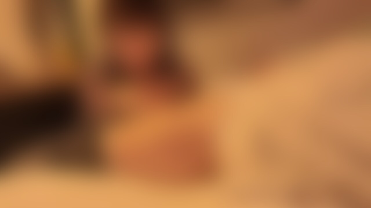 DMでおちんちん舐めたいから貸してくださいって歳下女さんに言われたから会ったらひたすらフェラと手こきで責められて気... sample 1