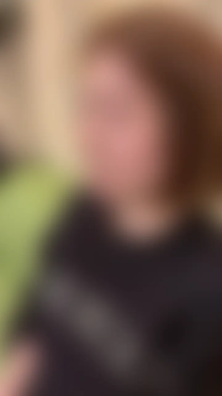 #8-2レイさん
Cカップ細身スレンダー女子のレイさんに
再びいじめられて最後は顔にザーメンをぶっかけました！
主観撮影
シャワー→フェラ→手コキ→足コキ→手コキ顔射→おしっこ (2/2)